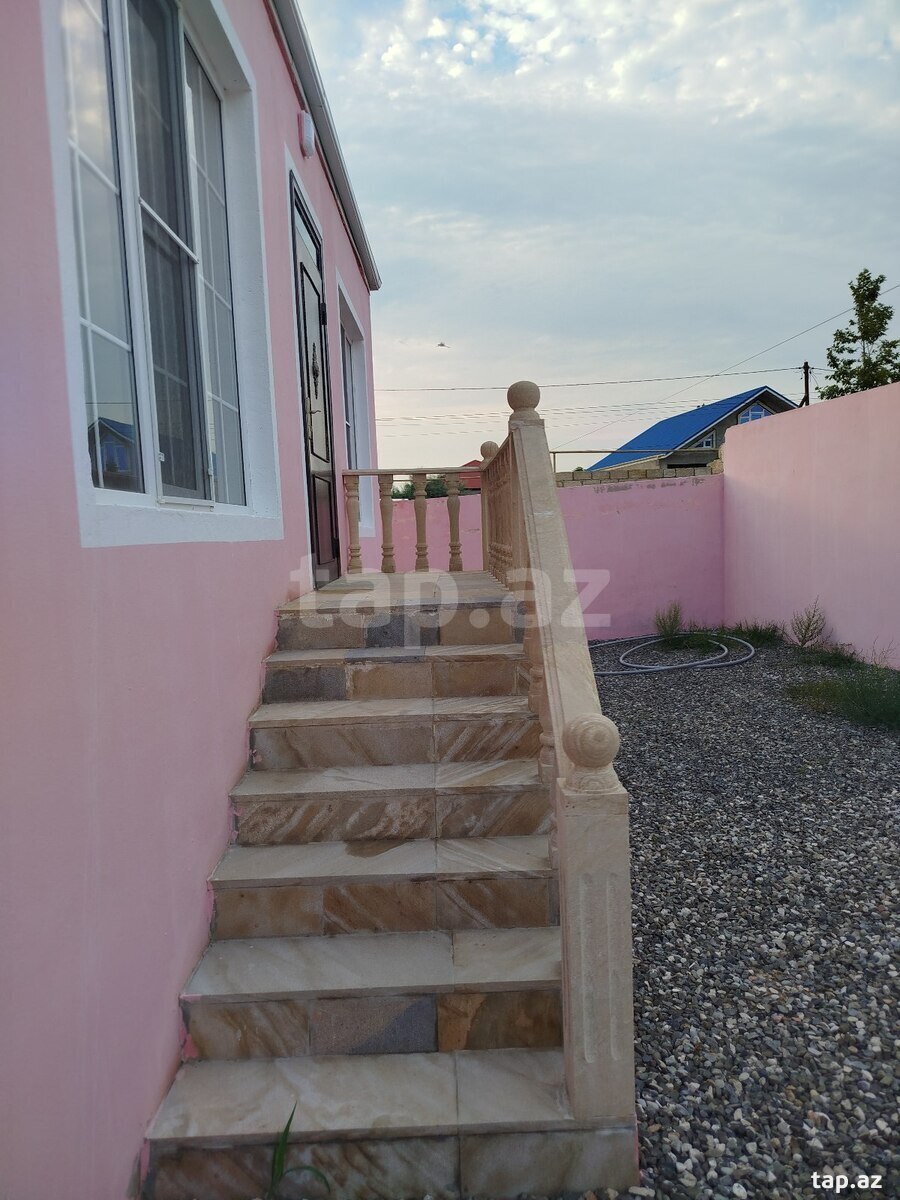 Həyət evi, Binə qəs. (4)