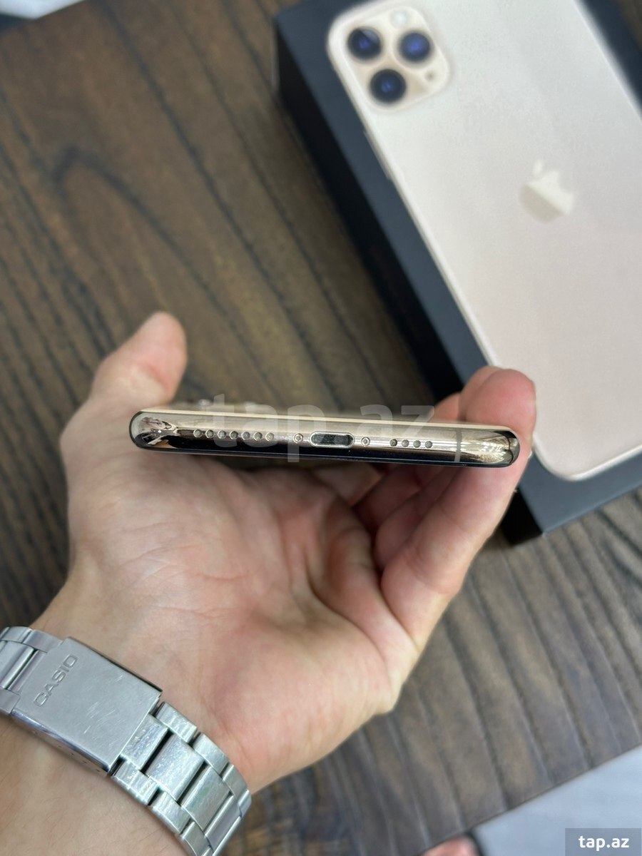 Apple iPhone 11 Pro Max Gold 512GB/4GB (6)