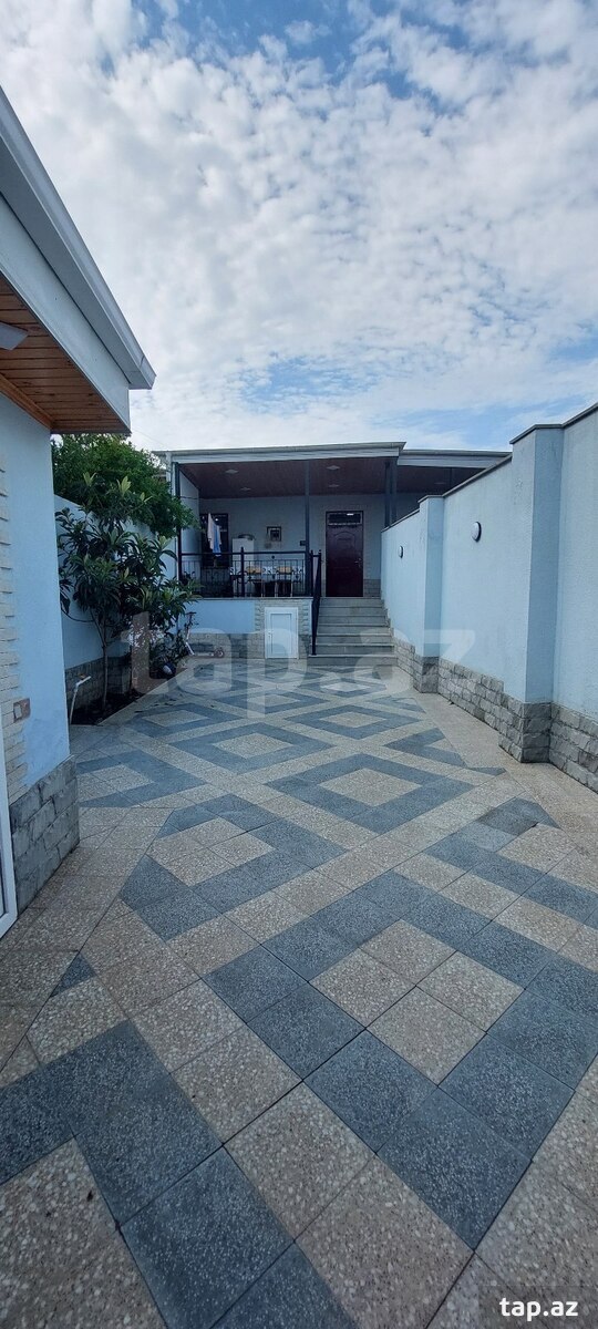 Həyət evi, Binəqədi qəs.