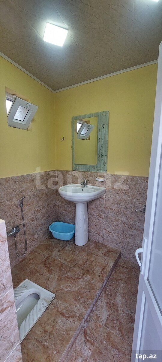 Həyət evi, Binəqədi qəs. (12)