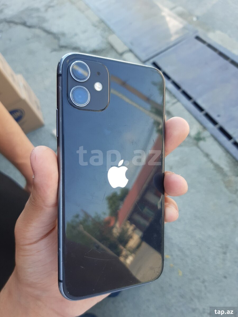 Apple iPhone 11 Black 128GB/4GB (2)