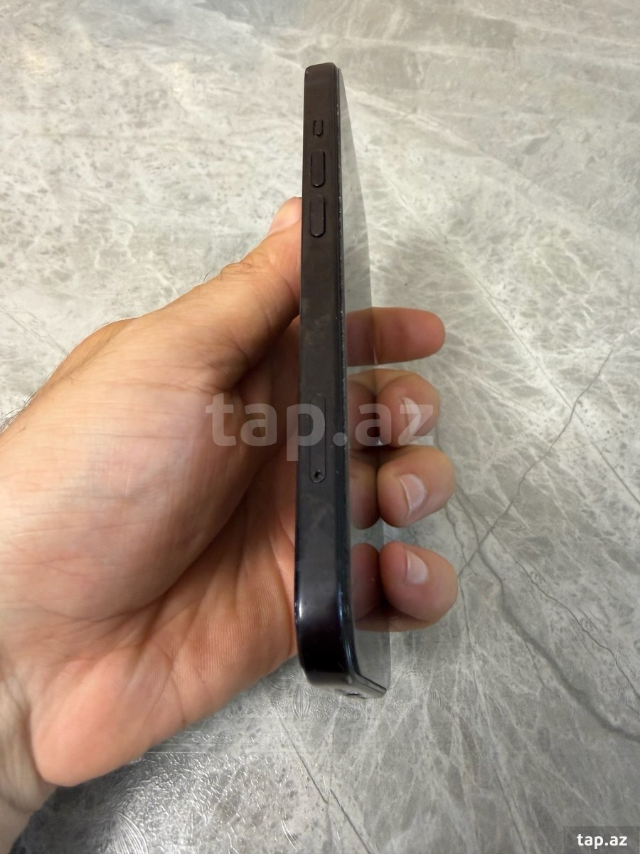 Apple iPhone 15 Black 128GB/6GB (6)