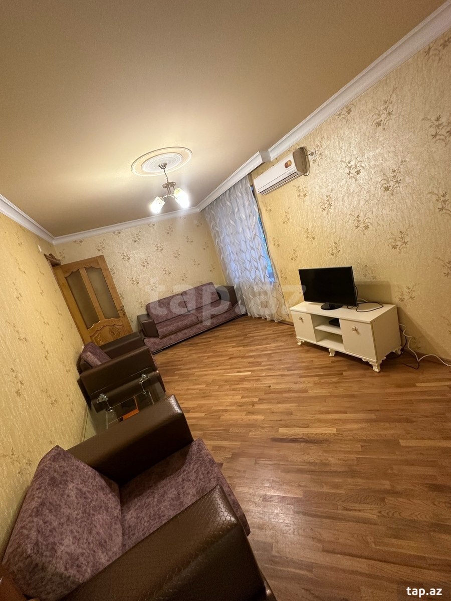 2-otaqlı mənzil kirayə verilir, Gəncə ş., 85 m² (11)