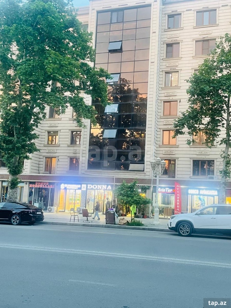 2-otaqlı mənzil kirayə verilir, Gəncə ş., 85 m²