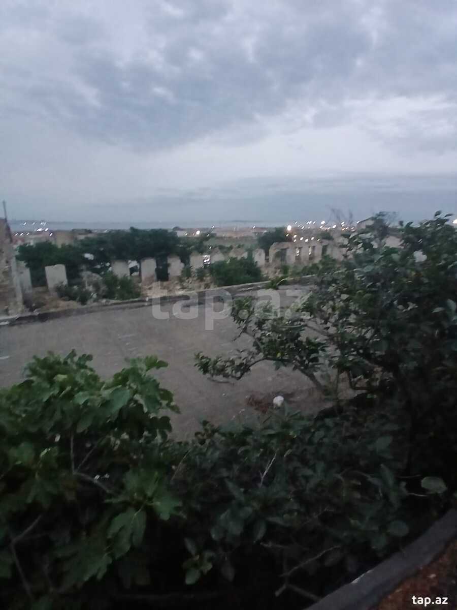 Həyət evi, Bayıl qəs. (10)