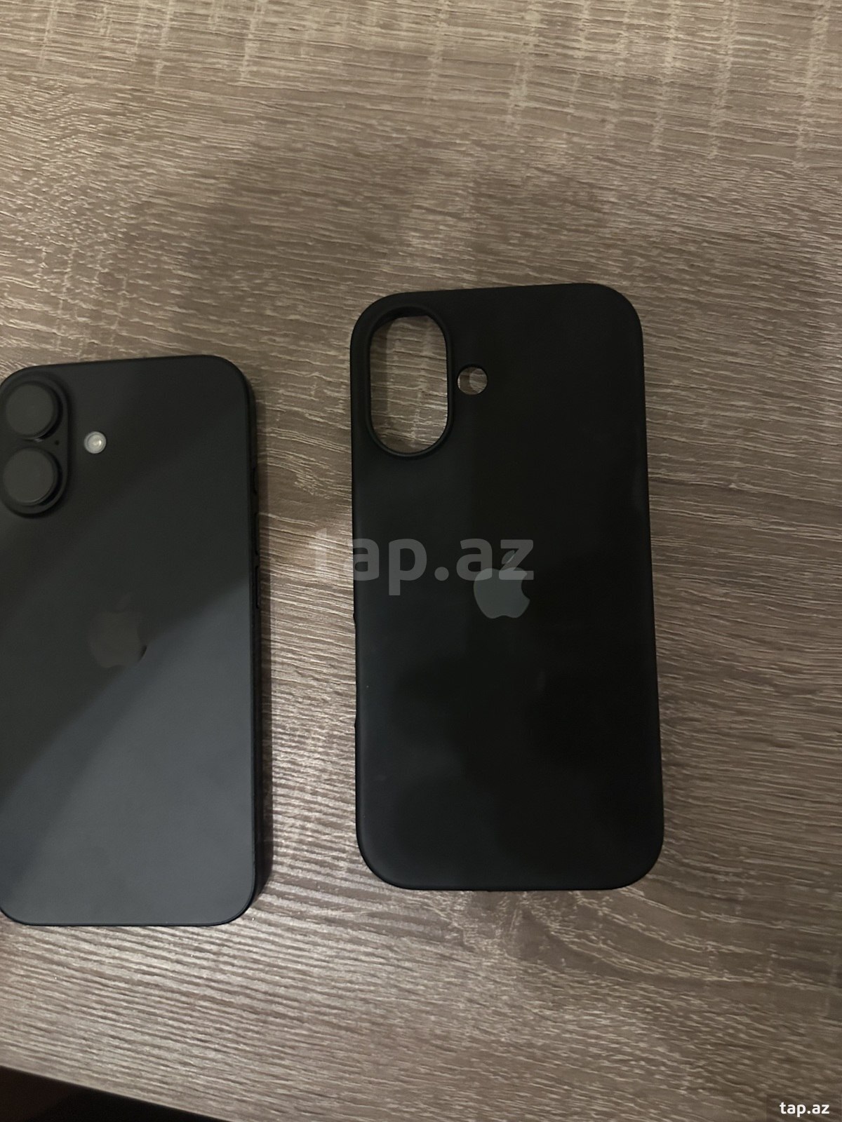 Apple iPhone 16 Black 128GB/8GB (2)