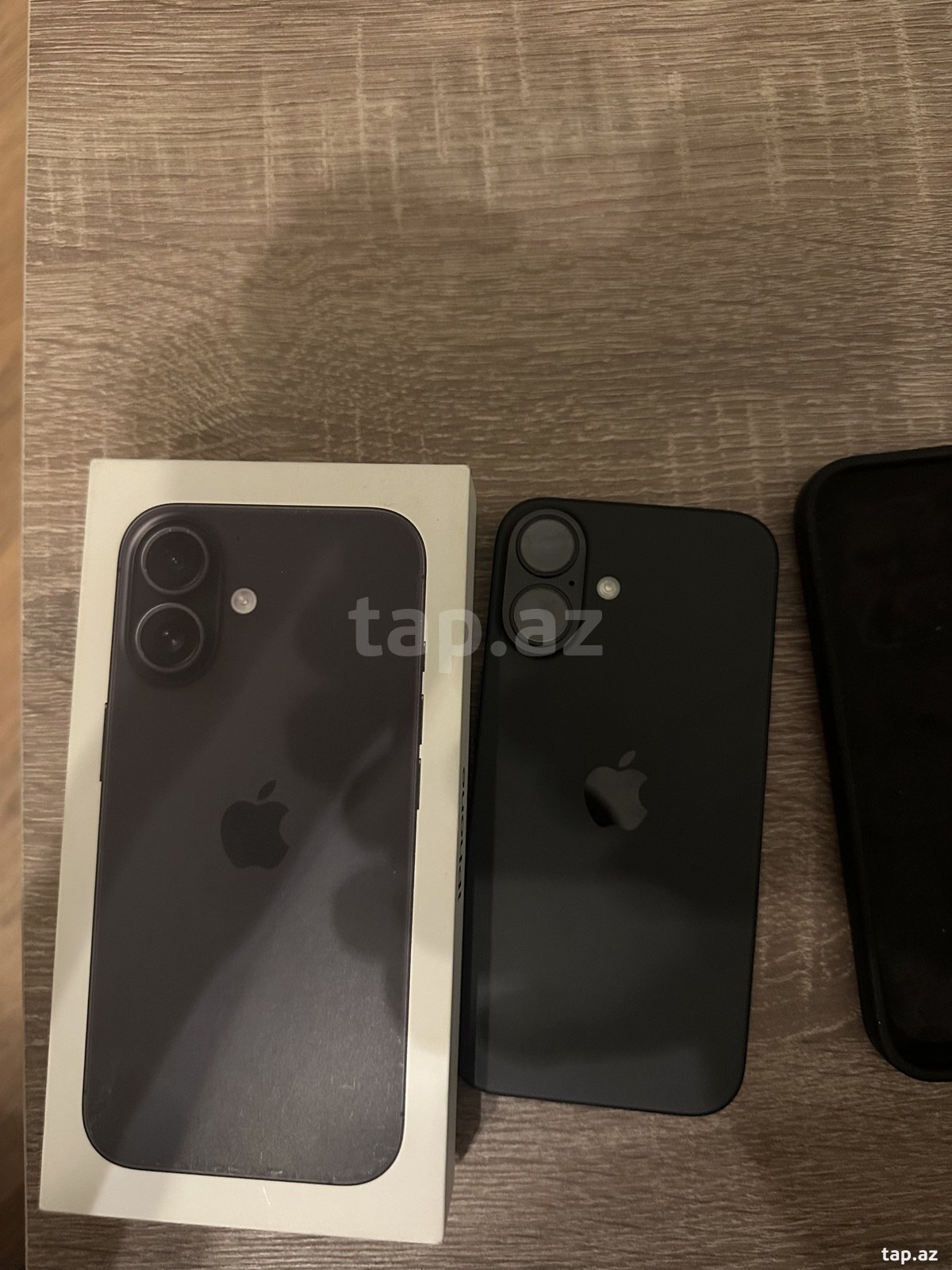 Apple iPhone 16 Black 128GB/8GB (4)