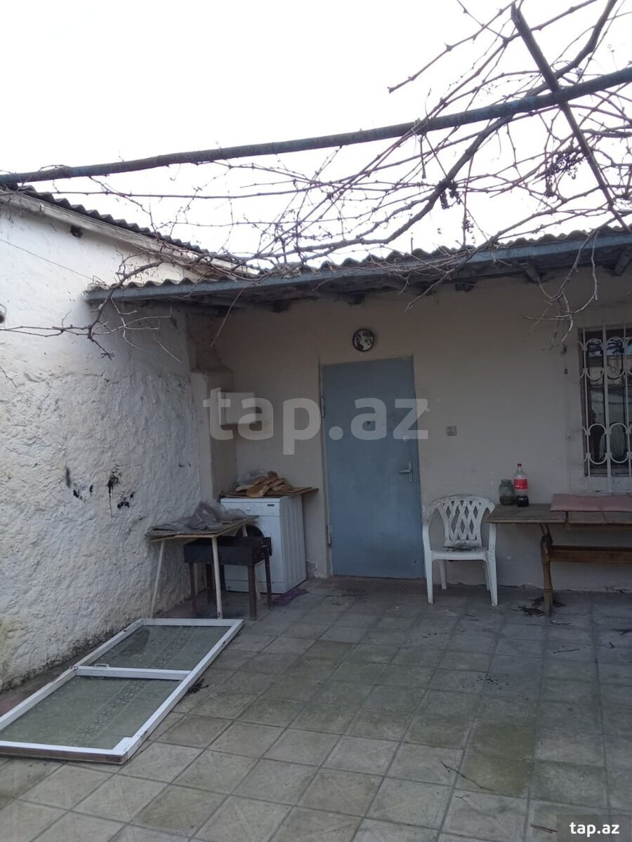 Həyət evi, Şüvəlan qəs. (5)