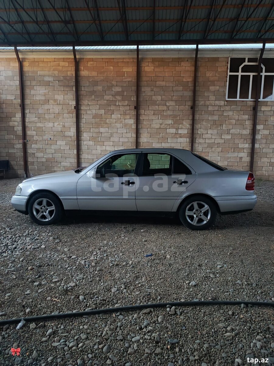 Mercedes C 180, 1996 il (3)
