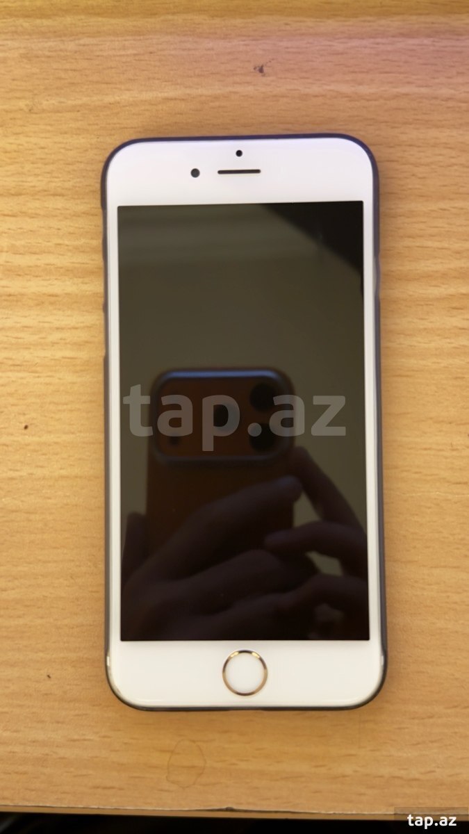 Apple iPhone 6 Gold 64GB (4)