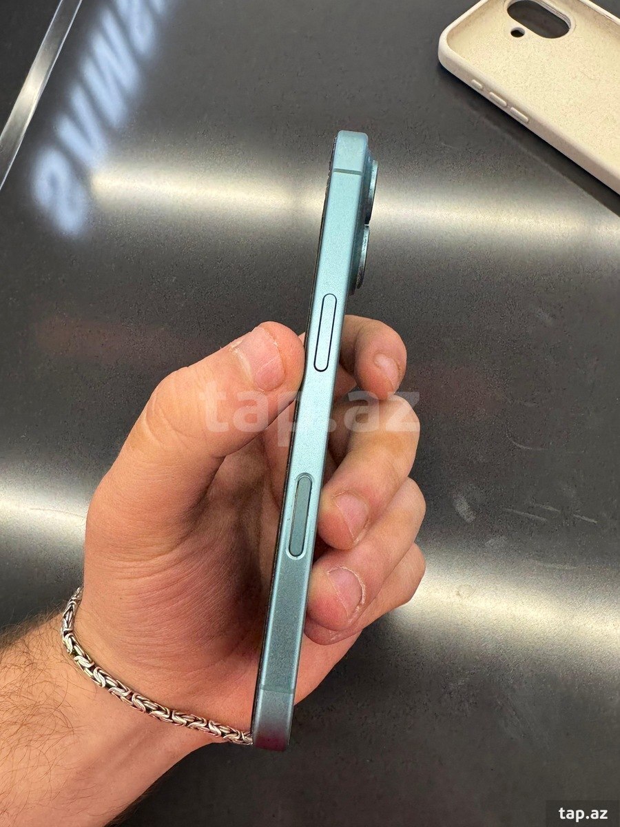 Apple iPhone 16 Teal 128GB/8GB (3)