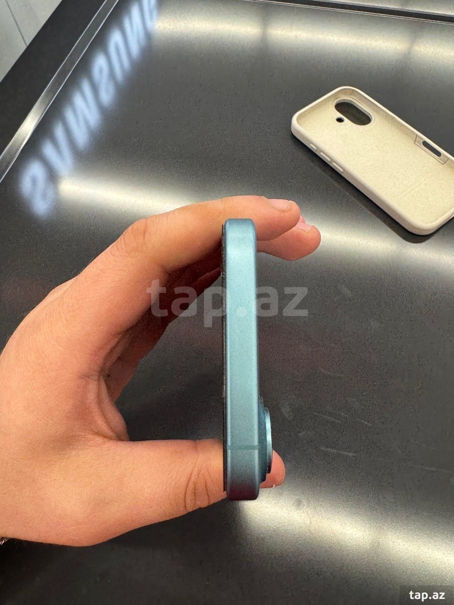 Apple iPhone 16 Teal 128GB/8GB (5)