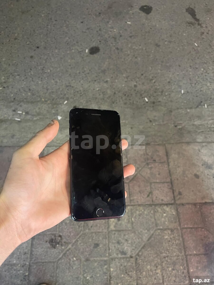 Apple iPhone 7 Plus Jet Black 32GB