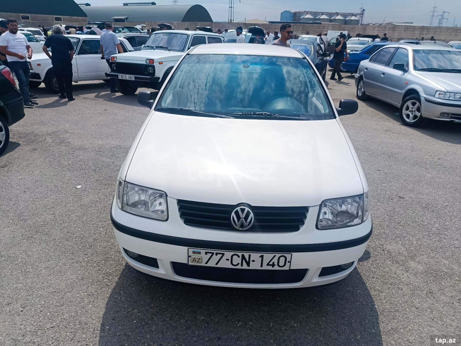 Volkswagen Polo, 2001 il (15)