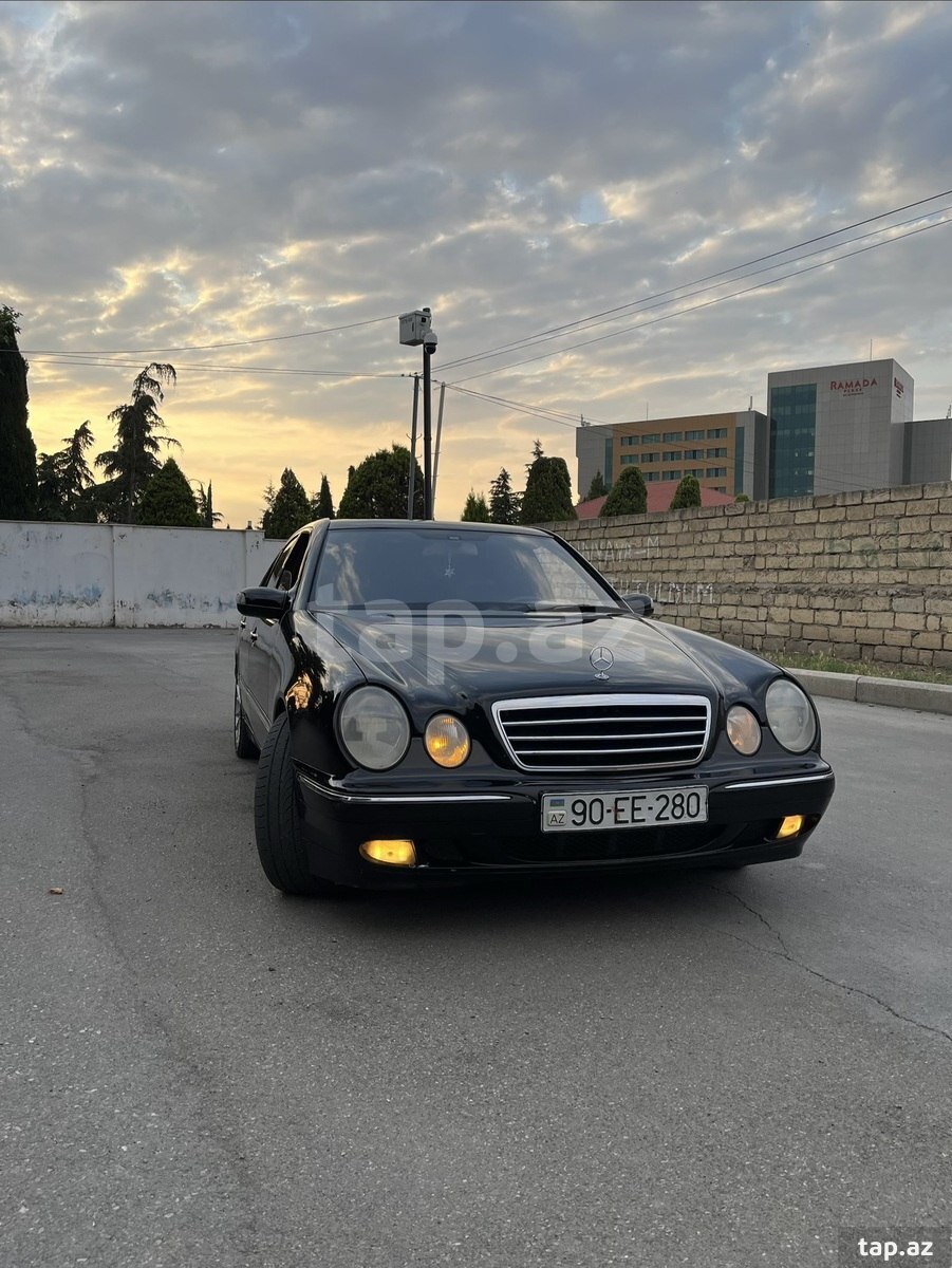 Mercedes E 280, 2001 il (5)