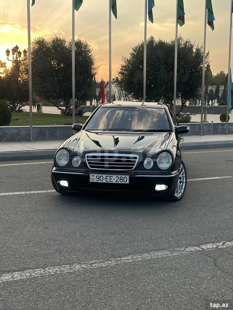 Mercedes E 280, 2001 il
