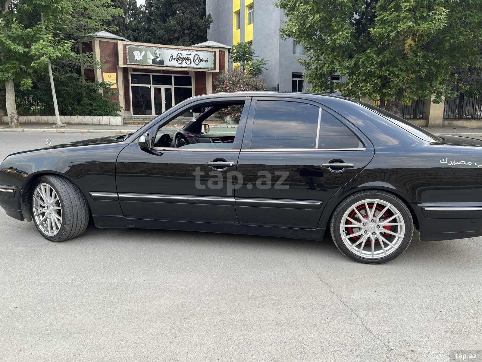 Mercedes E 280, 2001 il (8)