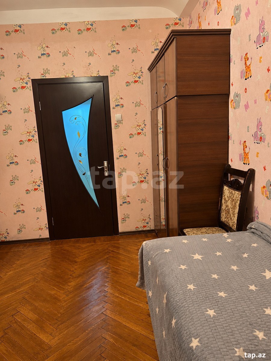 4-otaqlı mənzil kirayə verilir, Neftçilər m., 70 m²