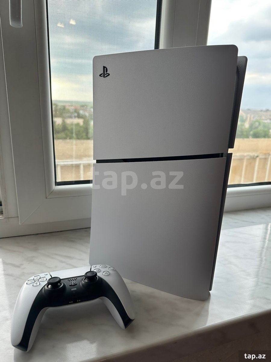 PlayStation 5 Slim 1TB 