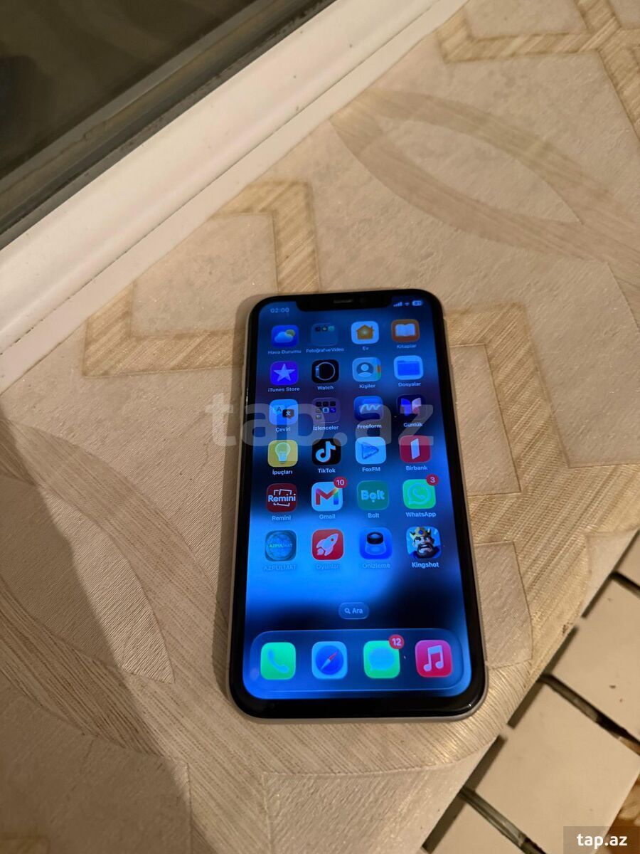 Apple iPhone 11 White 128GB/4GB (3)