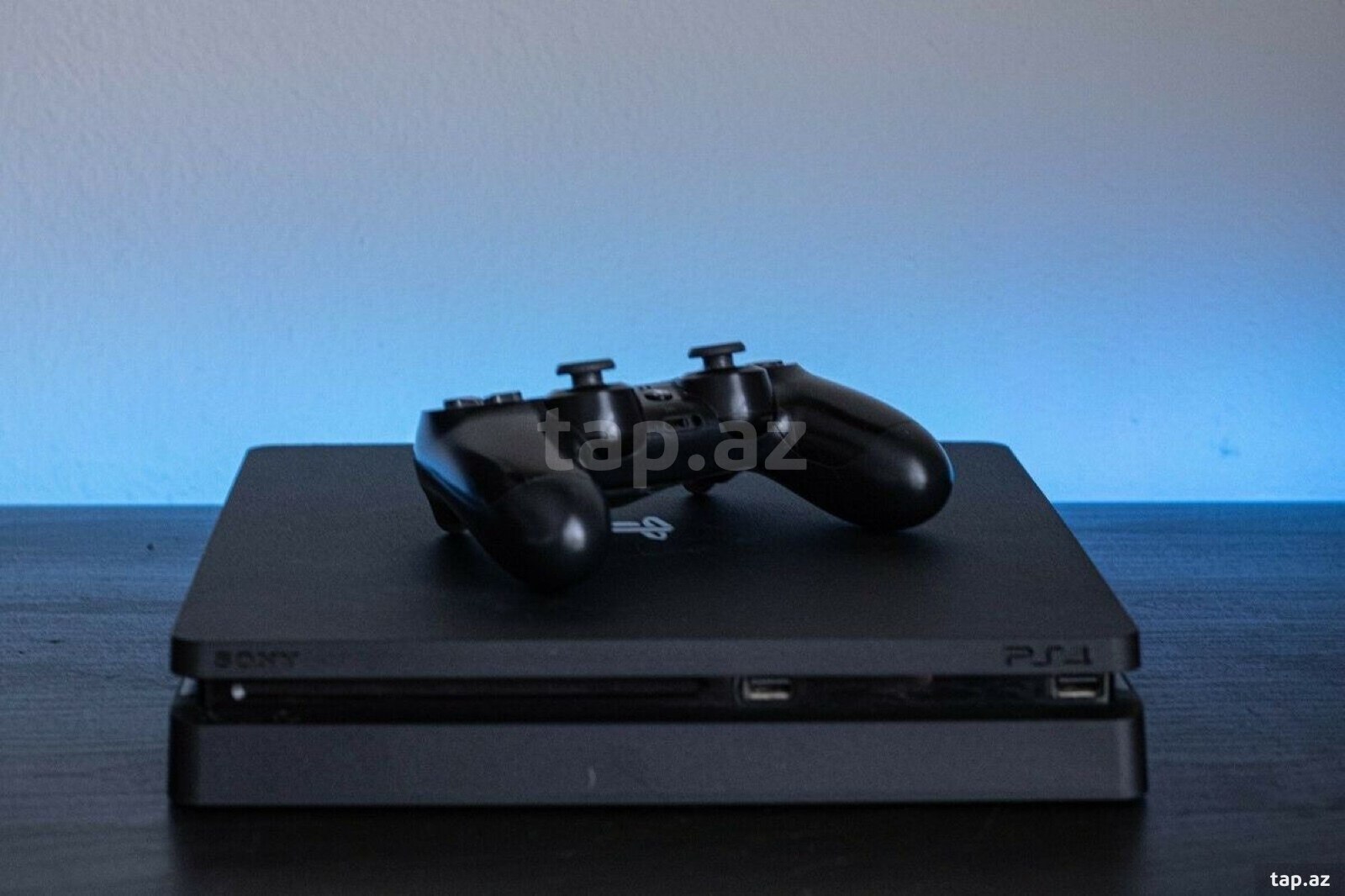 Sony playstation 4 slim 1TB
