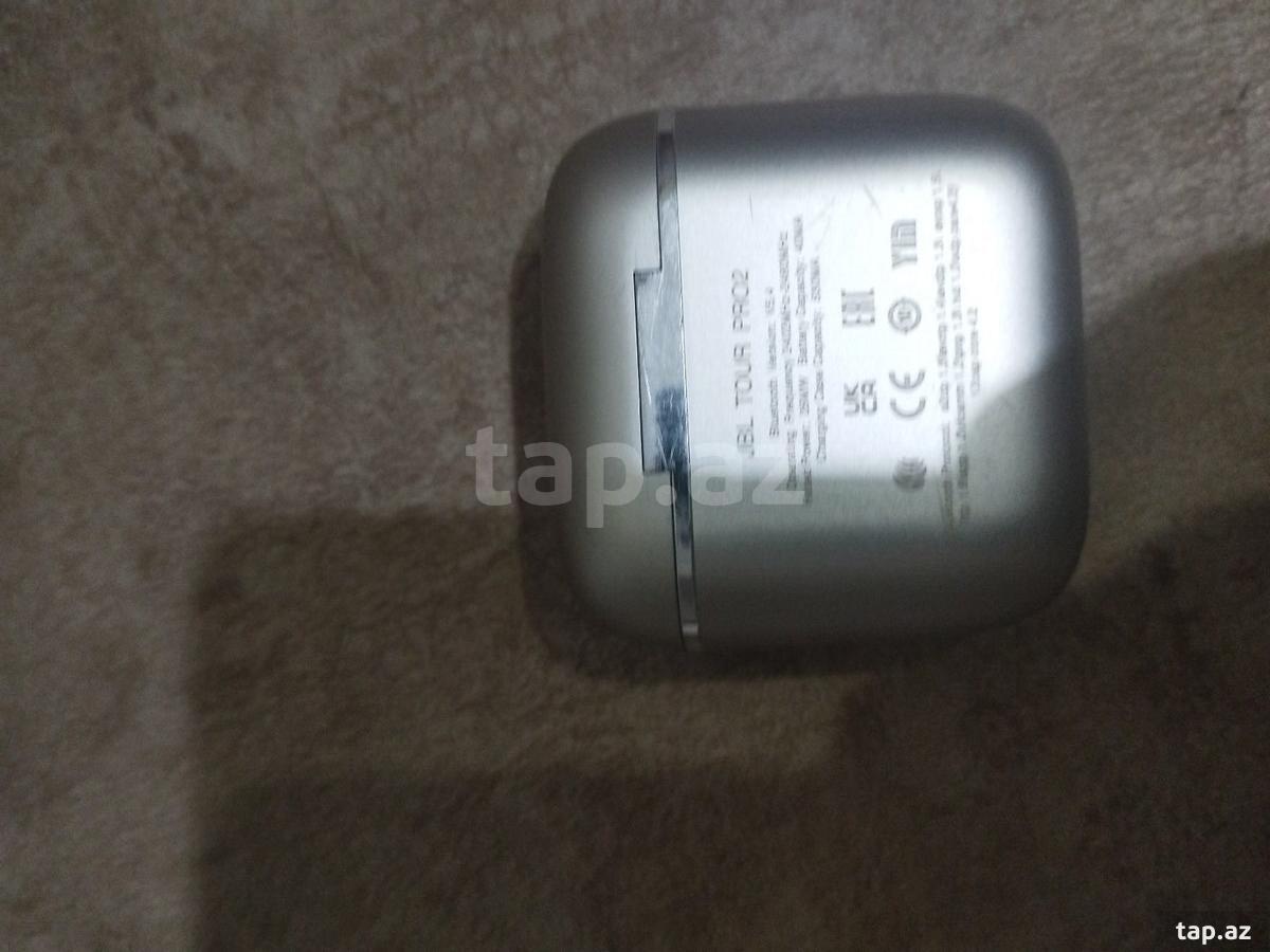 Simsiz qulaqlıq JBl Tour Pro2 (3)
