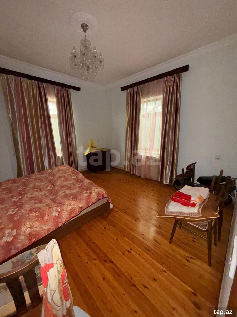 Bağ evi, Pirşağı qəs. (9)