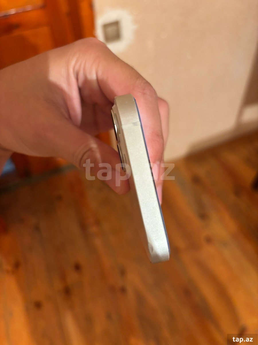 Apple iPhone 13 Starlight 128GB/4GB (6)