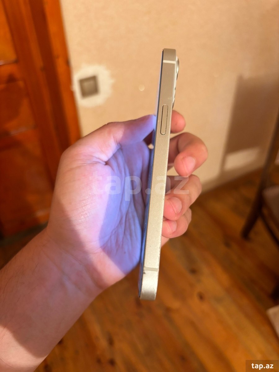 Apple iPhone 13 Starlight 128GB/4GB (3)