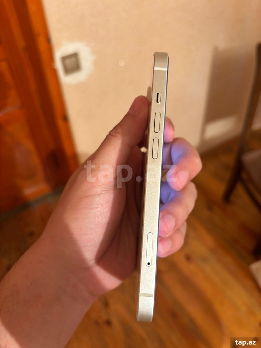 Apple iPhone 13 Starlight 128GB/4GB (5)