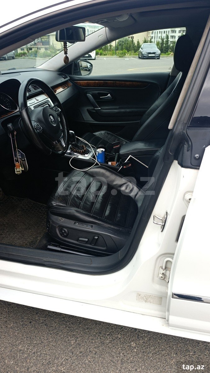 Volkswagen Passat CC, 2009 il (20)