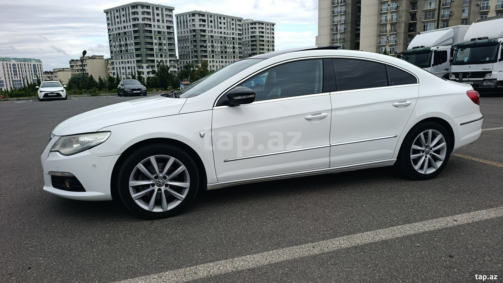 Volkswagen Passat CC, 2009 il (15)
