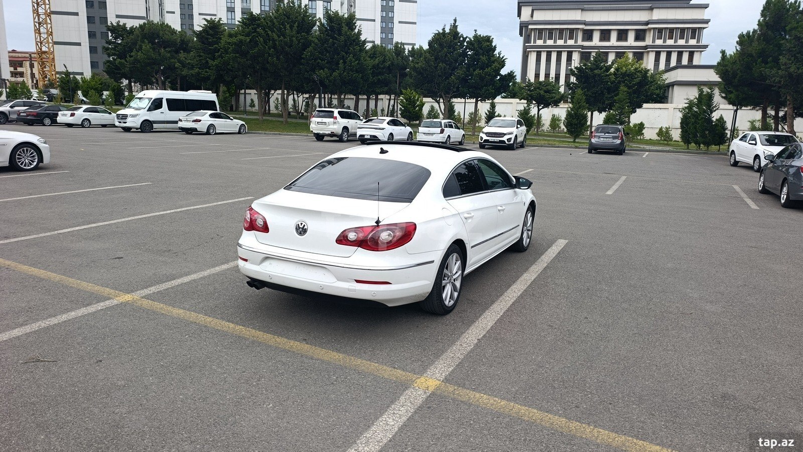 Volkswagen Passat CC, 2009 il (23)