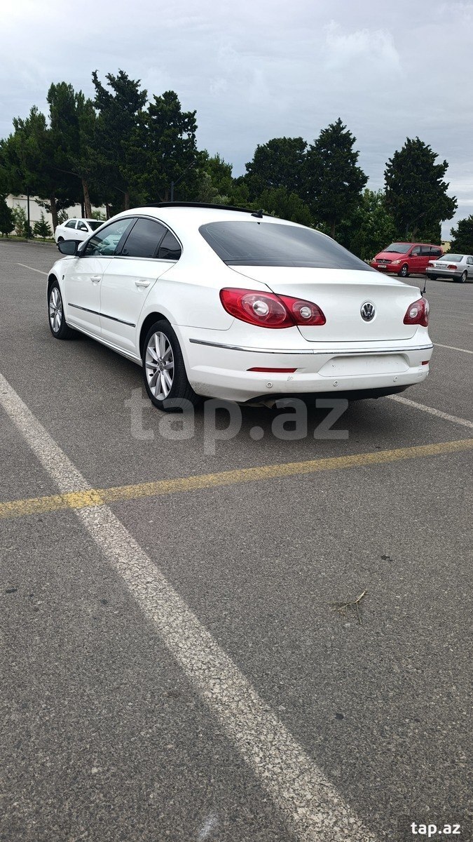 Volkswagen Passat CC, 2009 il (26)
