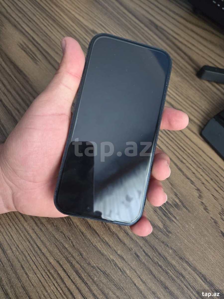 Apple iPhone 17 Pro Deep Blue 1TB/12GB (3)