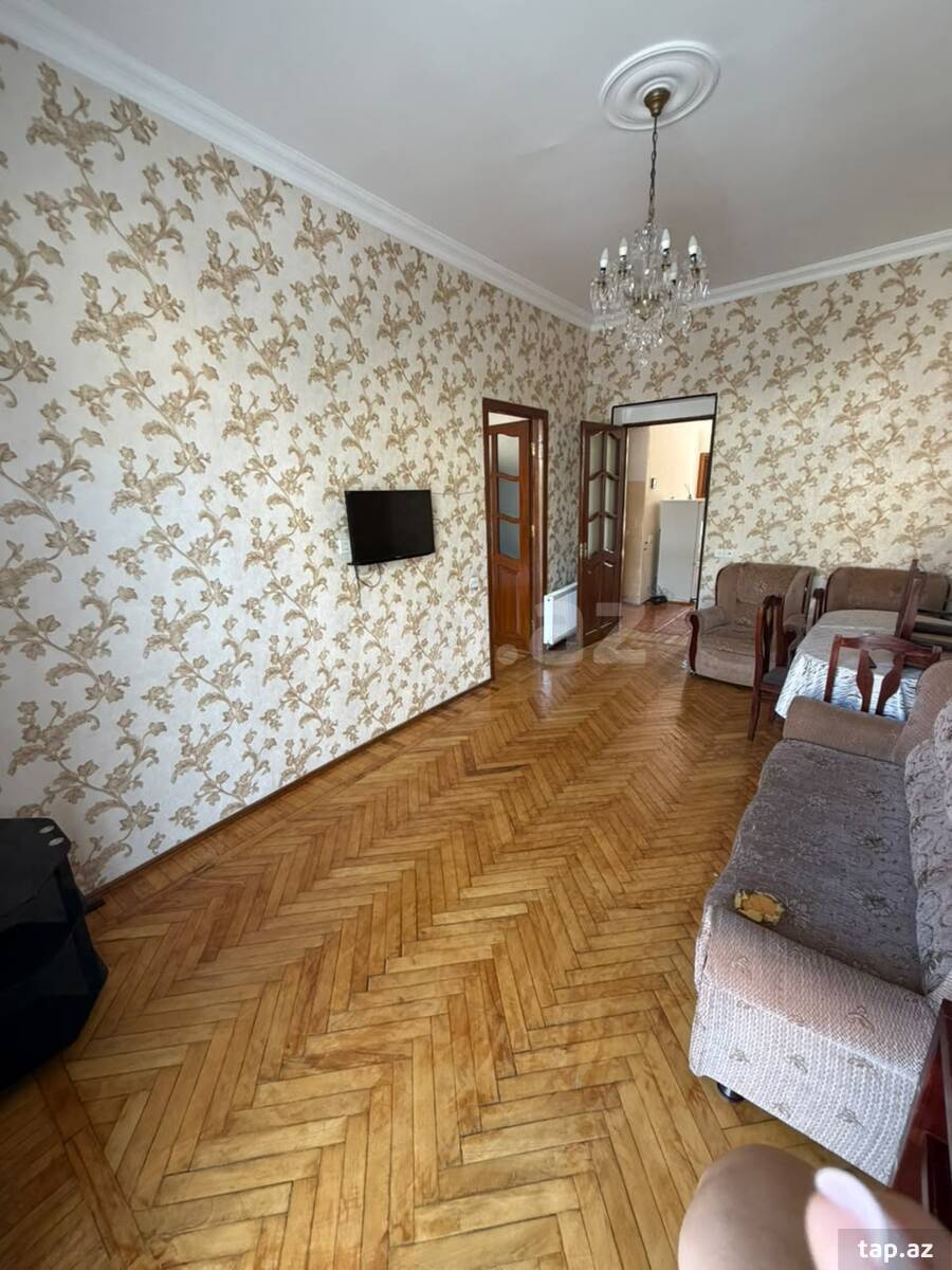 2-otaqlı mənzil kirayə verilir, E.Akademiyası m., 55 m² (2)