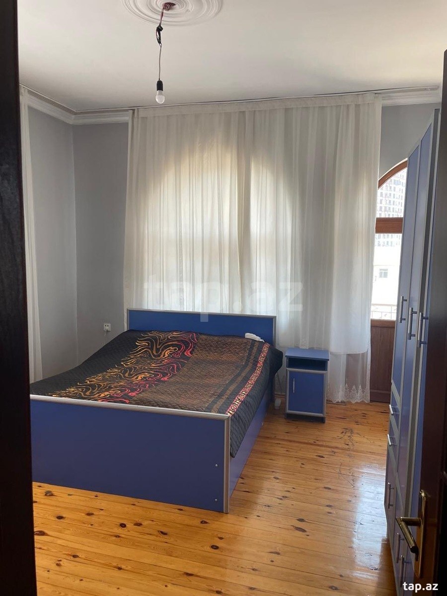 Həyət evi, Biləcəri qəs. (13)