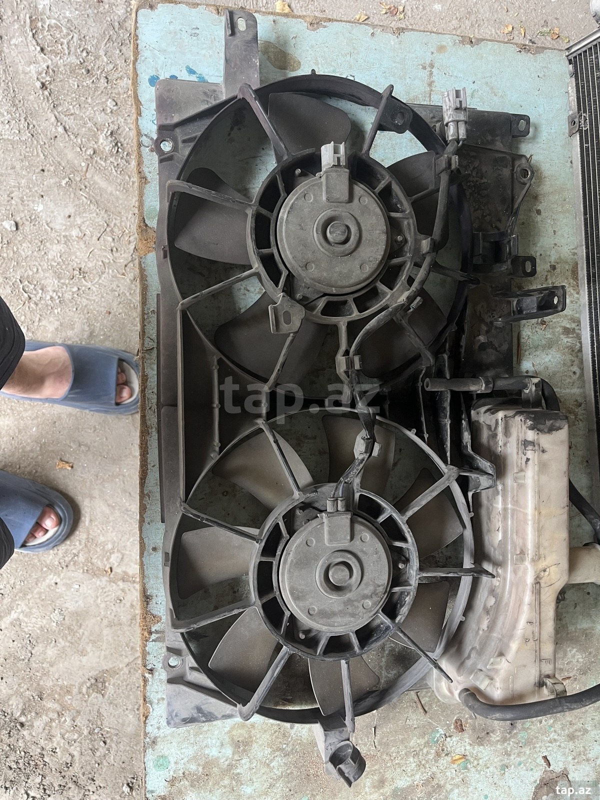 Toyota Prius 20 kondisioner radiatoru (2)