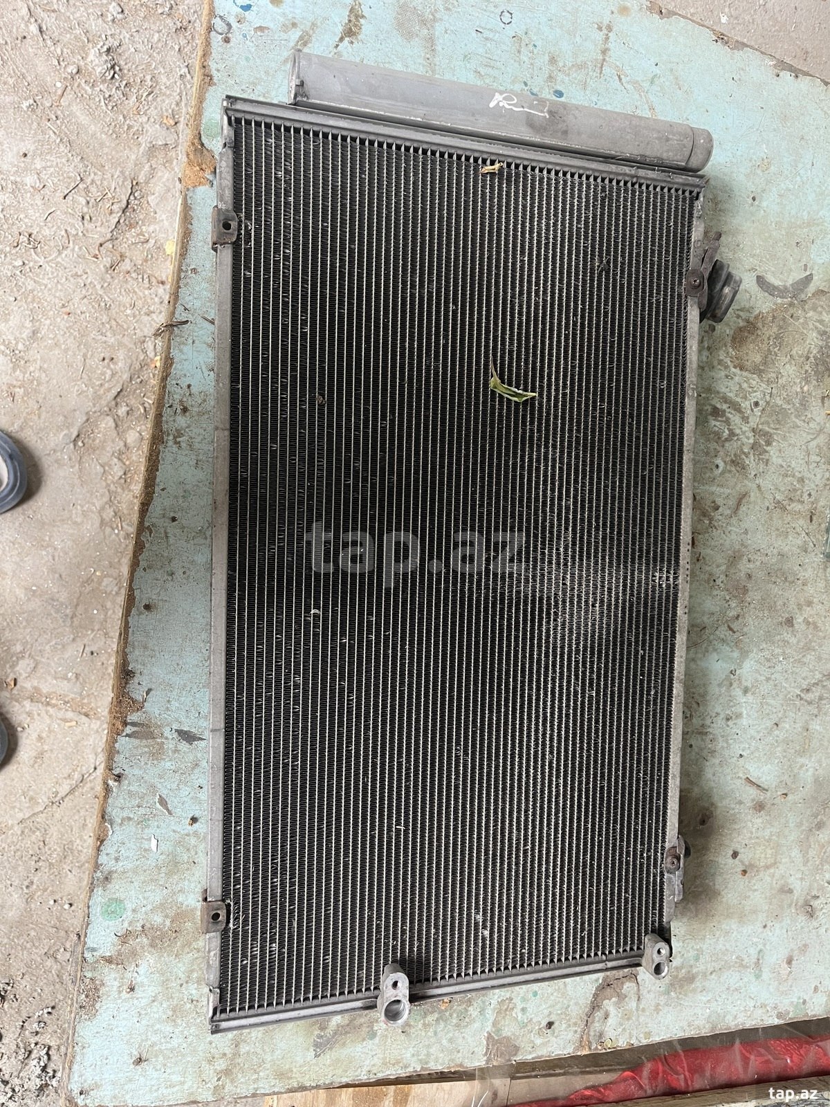Toyota Prius 20 kondisioner radiatoru