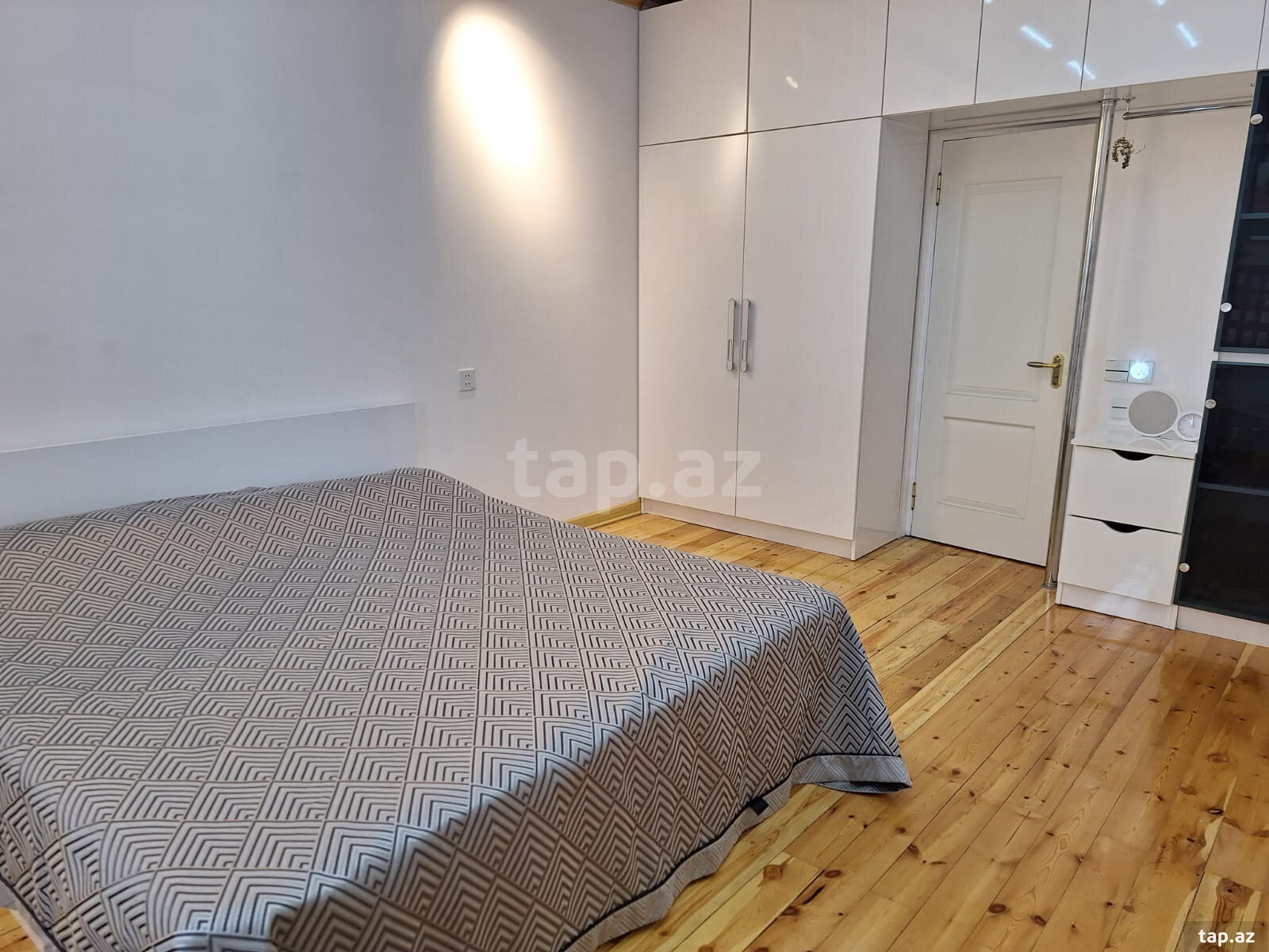 Bağ evi kirayə verilir, Pirşağı qəs. (8)