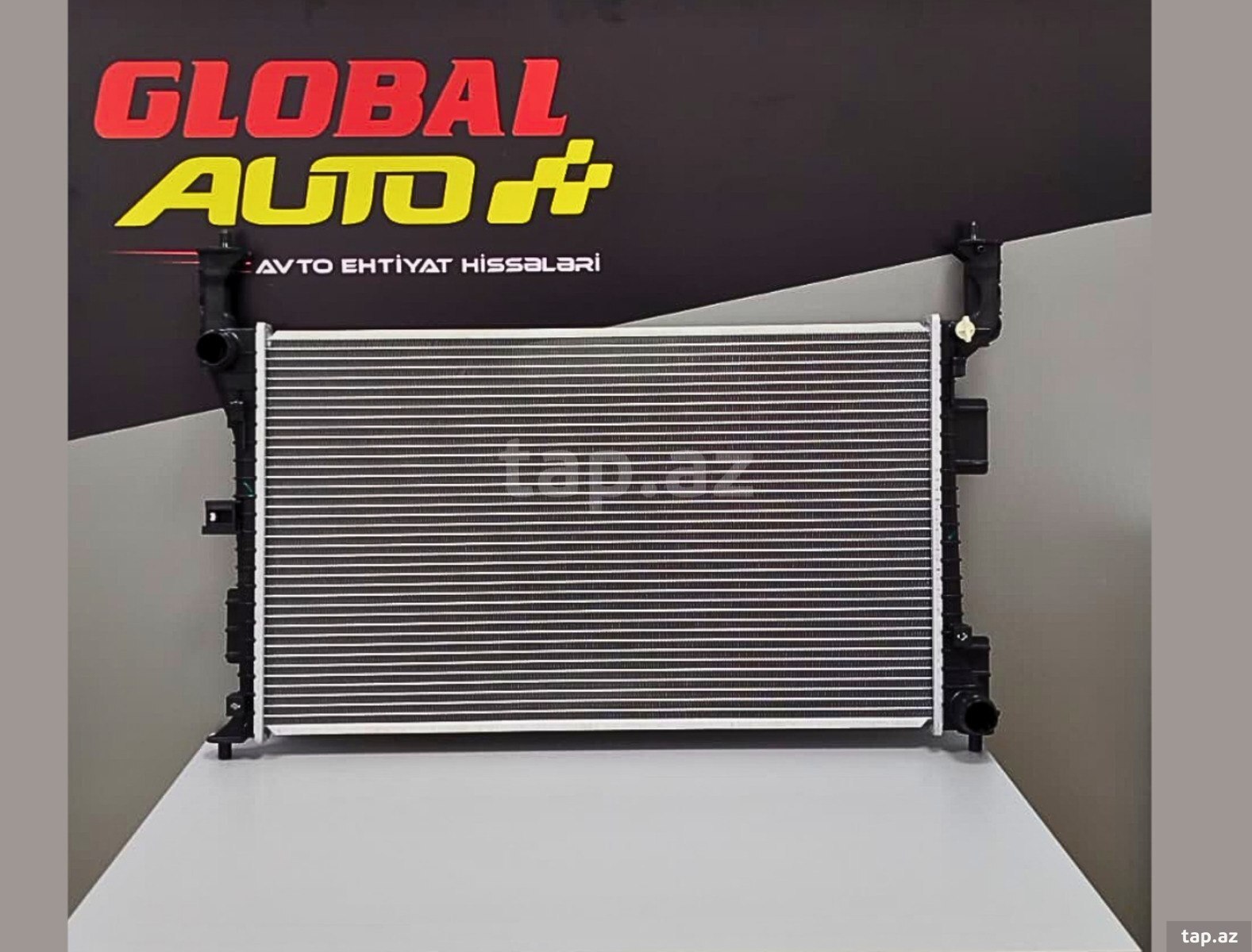 Hyundai Sonata 2019-2025 su radiatoru