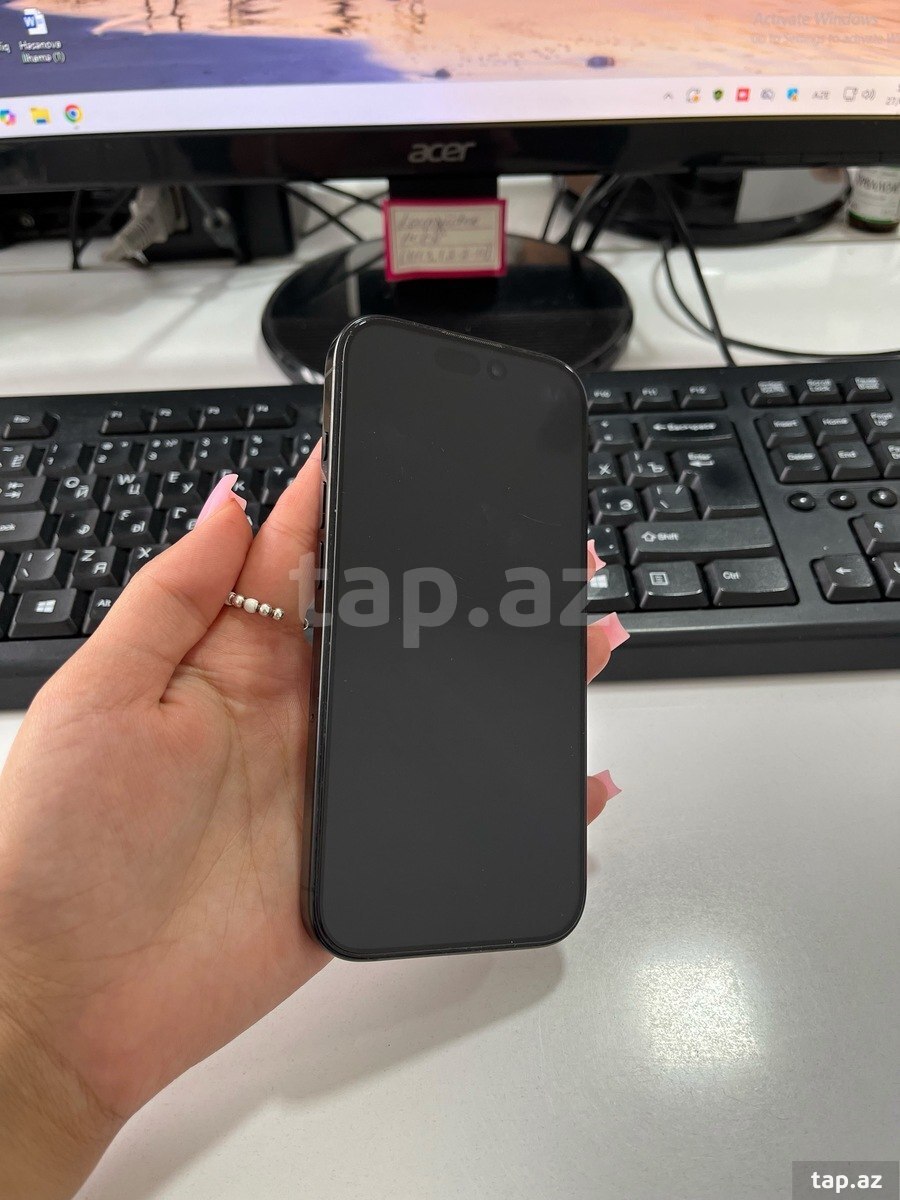 Apple iPhone 16 Pro Black Titanium 128GB/8GB (2)