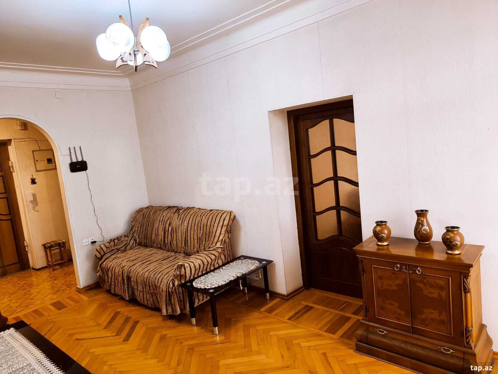 2-otaqlı mənzil kirayə verilir, Dilarə Əliyeva küç., 70 m²