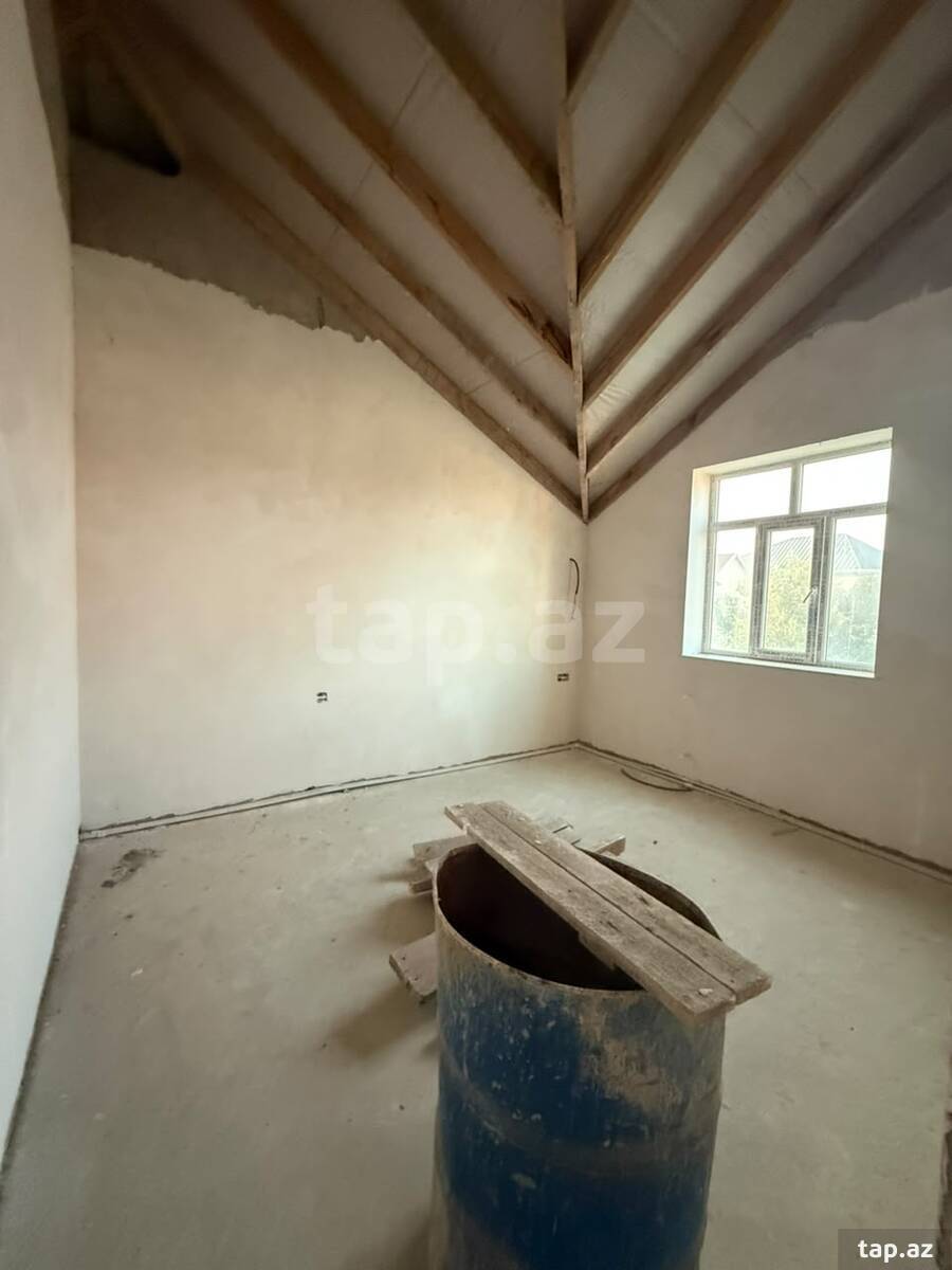 Həyət evi, Fərman Kərimzadə küç. (10)