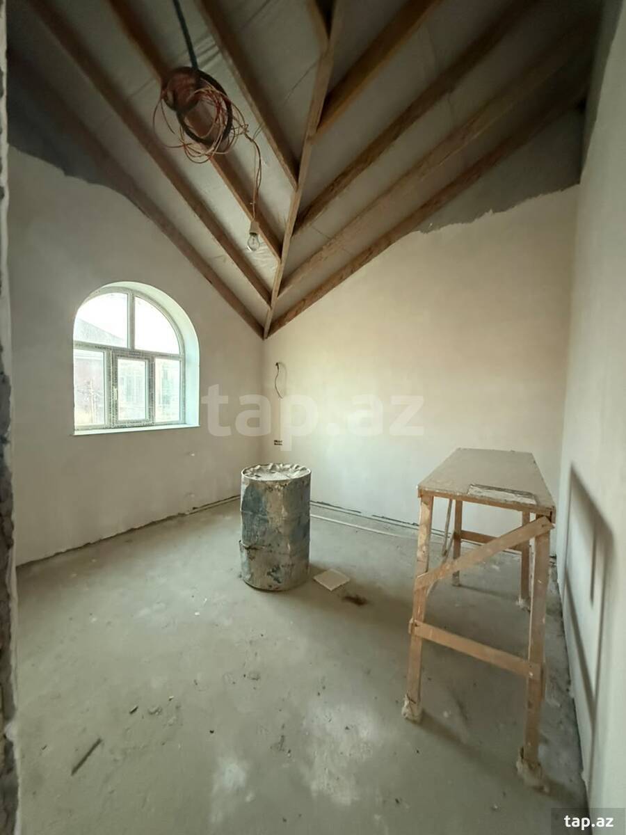 Həyət evi, Fərman Kərimzadə küç. (7)
