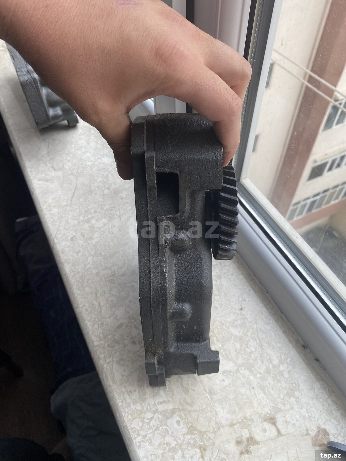 Liebherr kran yağ nasosu (7)