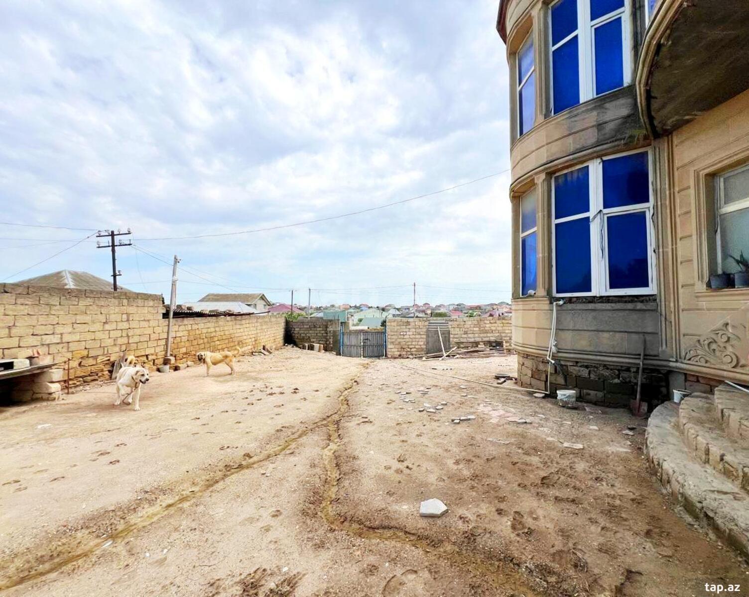 Villa, Fatmayı qəs. (20)