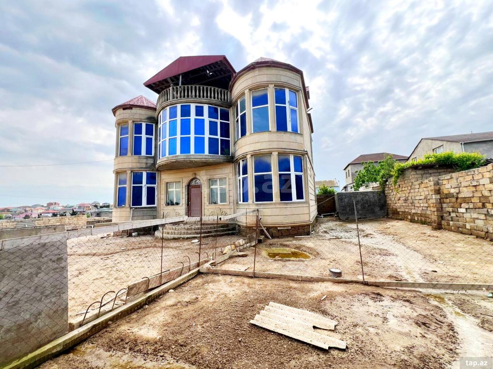 Villa, Fatmayı qəs. (23)