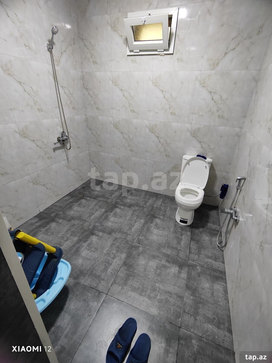 Həyət evi, Qum adası (11)