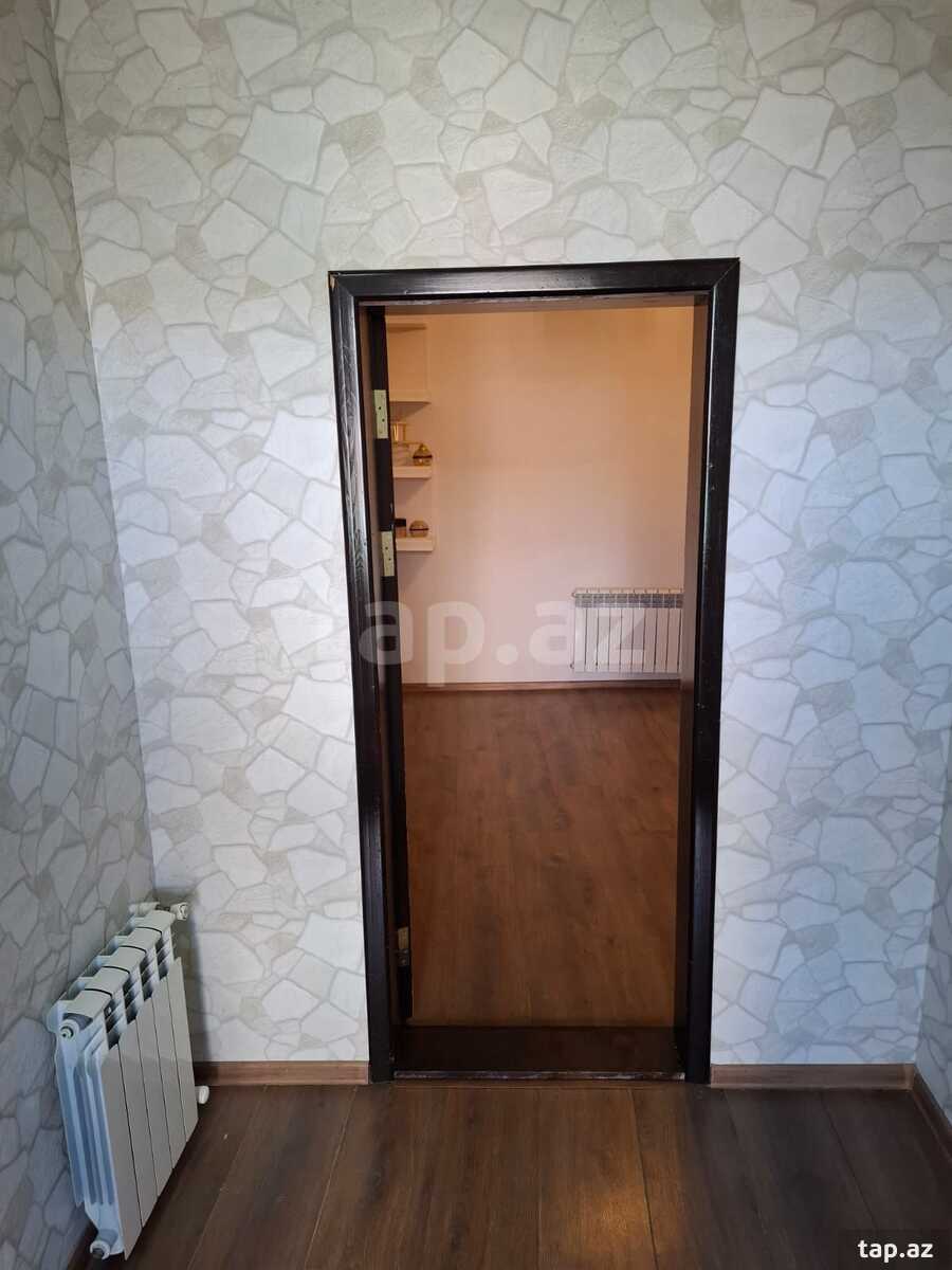 Həyət evi, Gulbala Əliyev küç. (4)